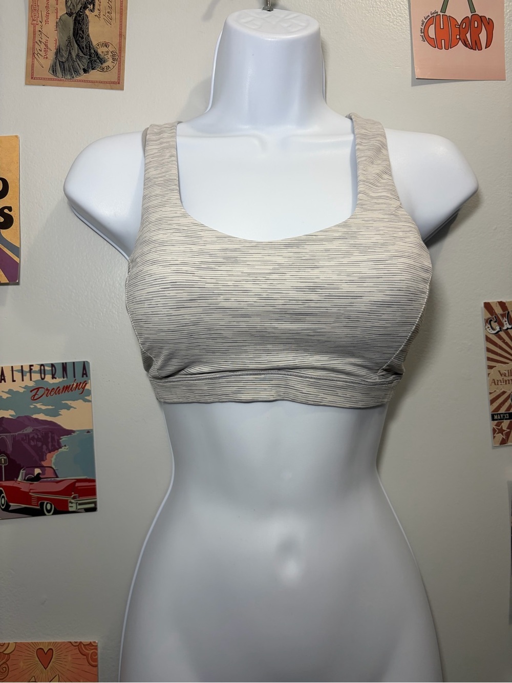 lululemon athletica Neutral Space-Dye Scoop Sports Bra - Light Heathered Cream